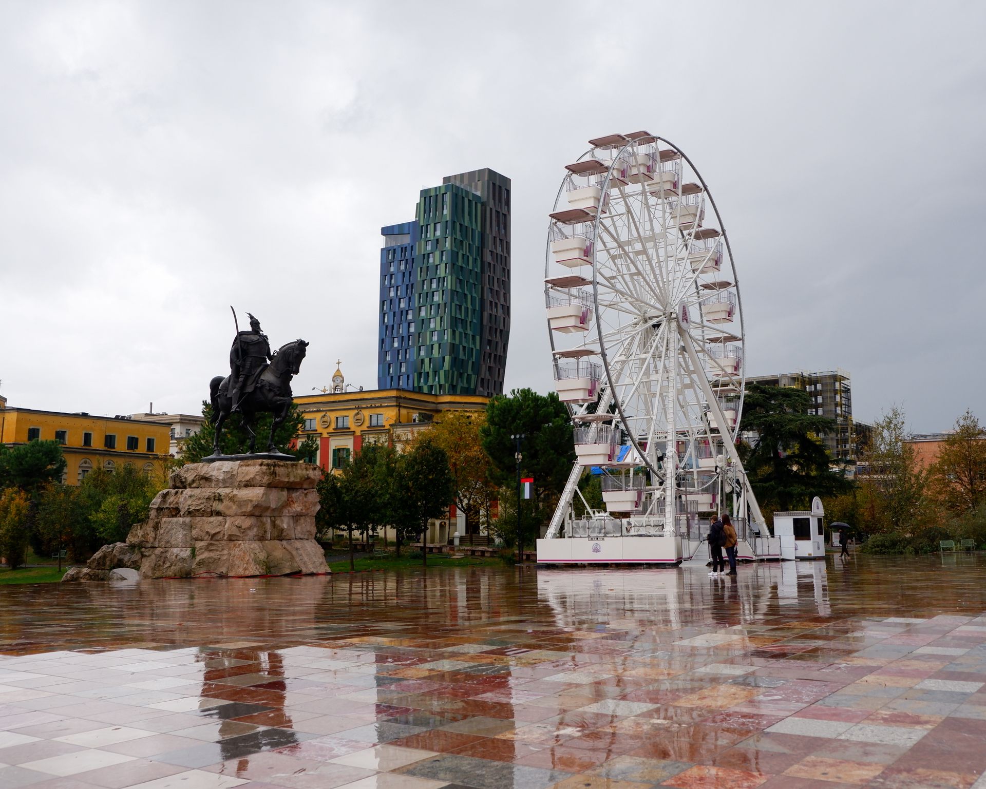 Тирана