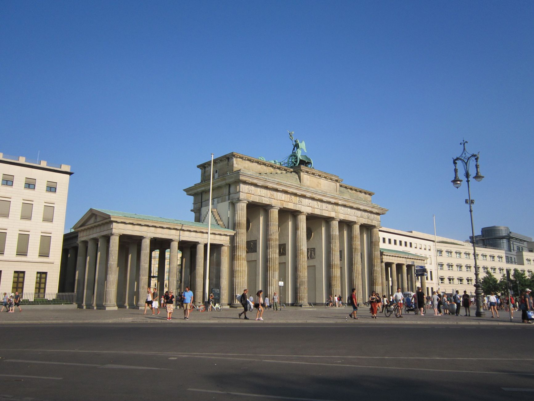 berlin brandenburg gate marathon