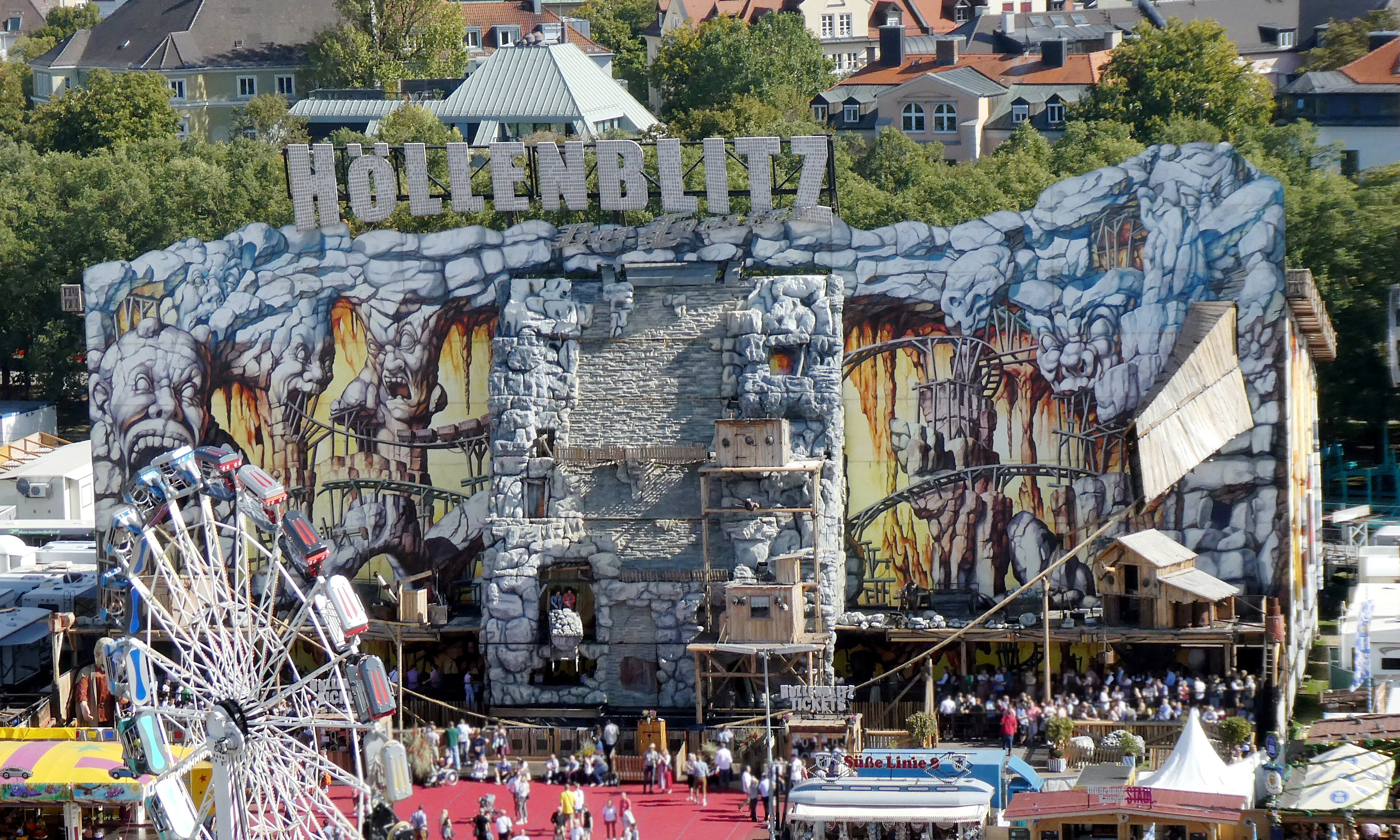 oktoberfest munich beer tents crowd